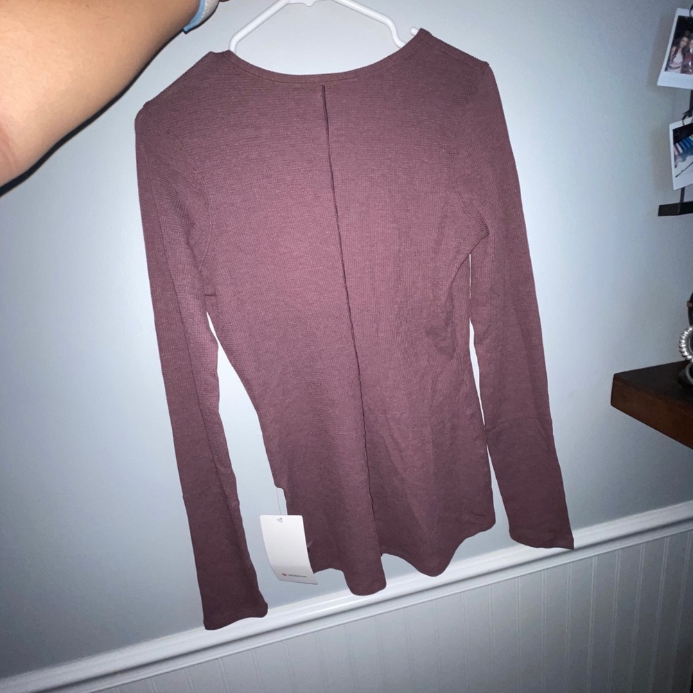 NWT lululemon henley M - Picture 2 of 3